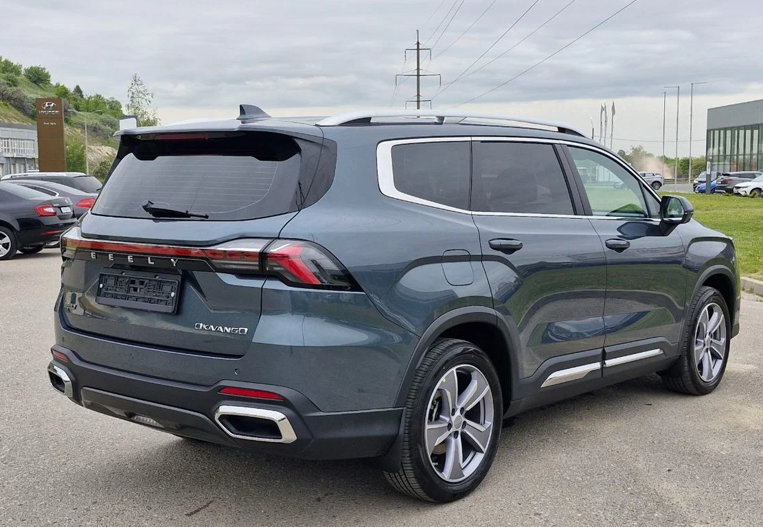 Geely Okavango 2025