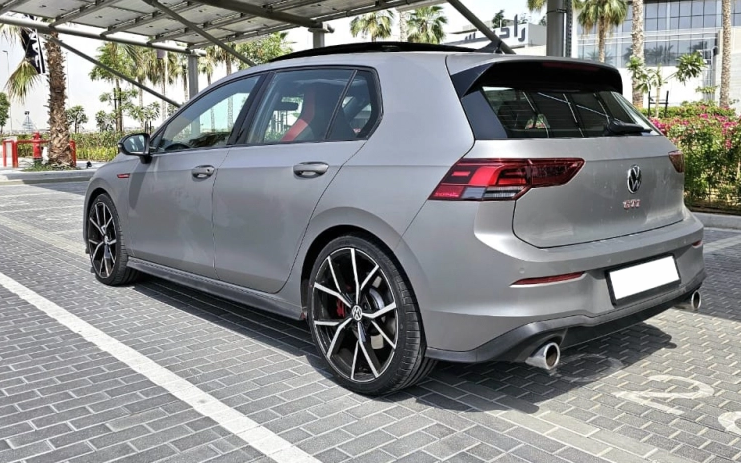 Picture Volkswagen Golf GTI 2021 